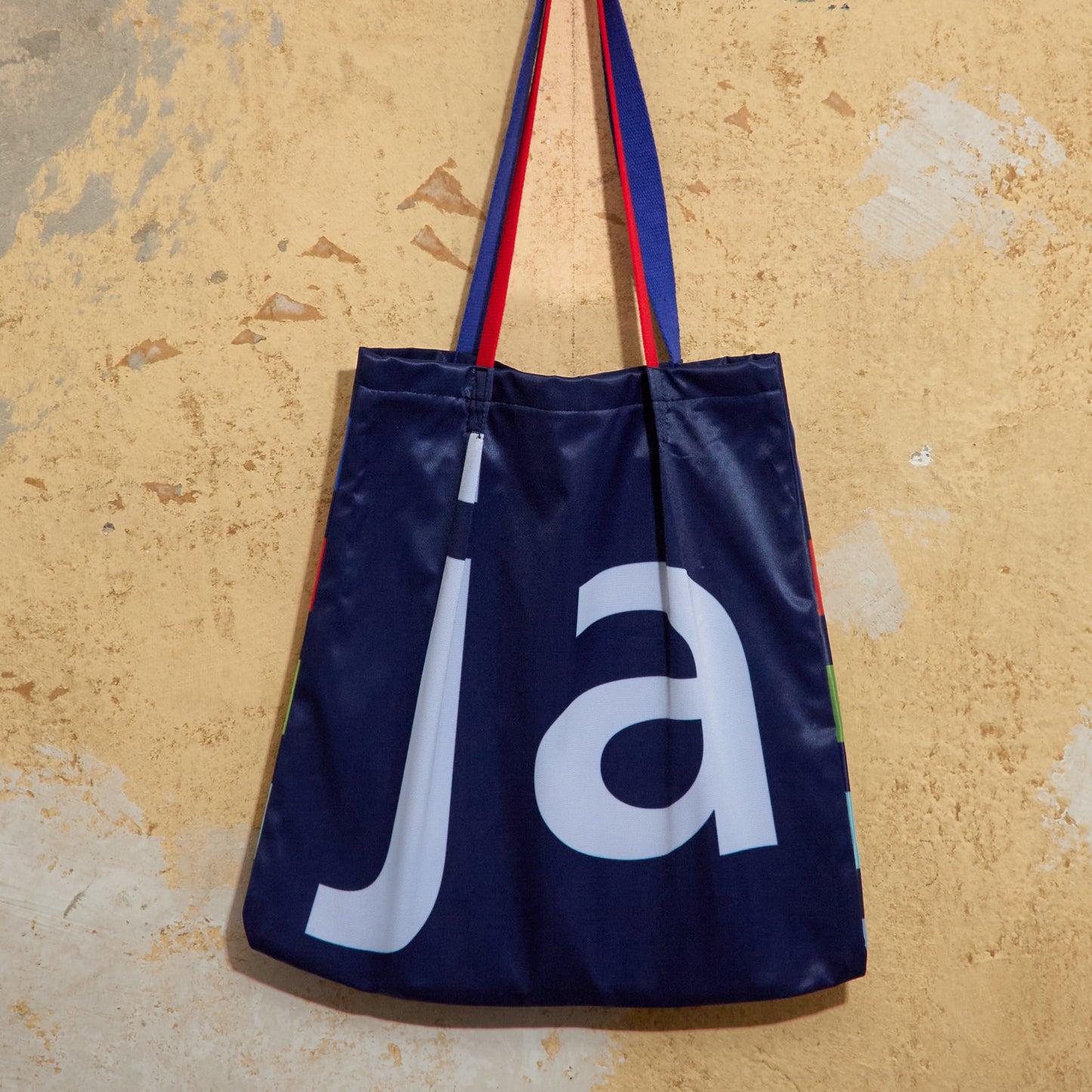 Elegant Shopper 01