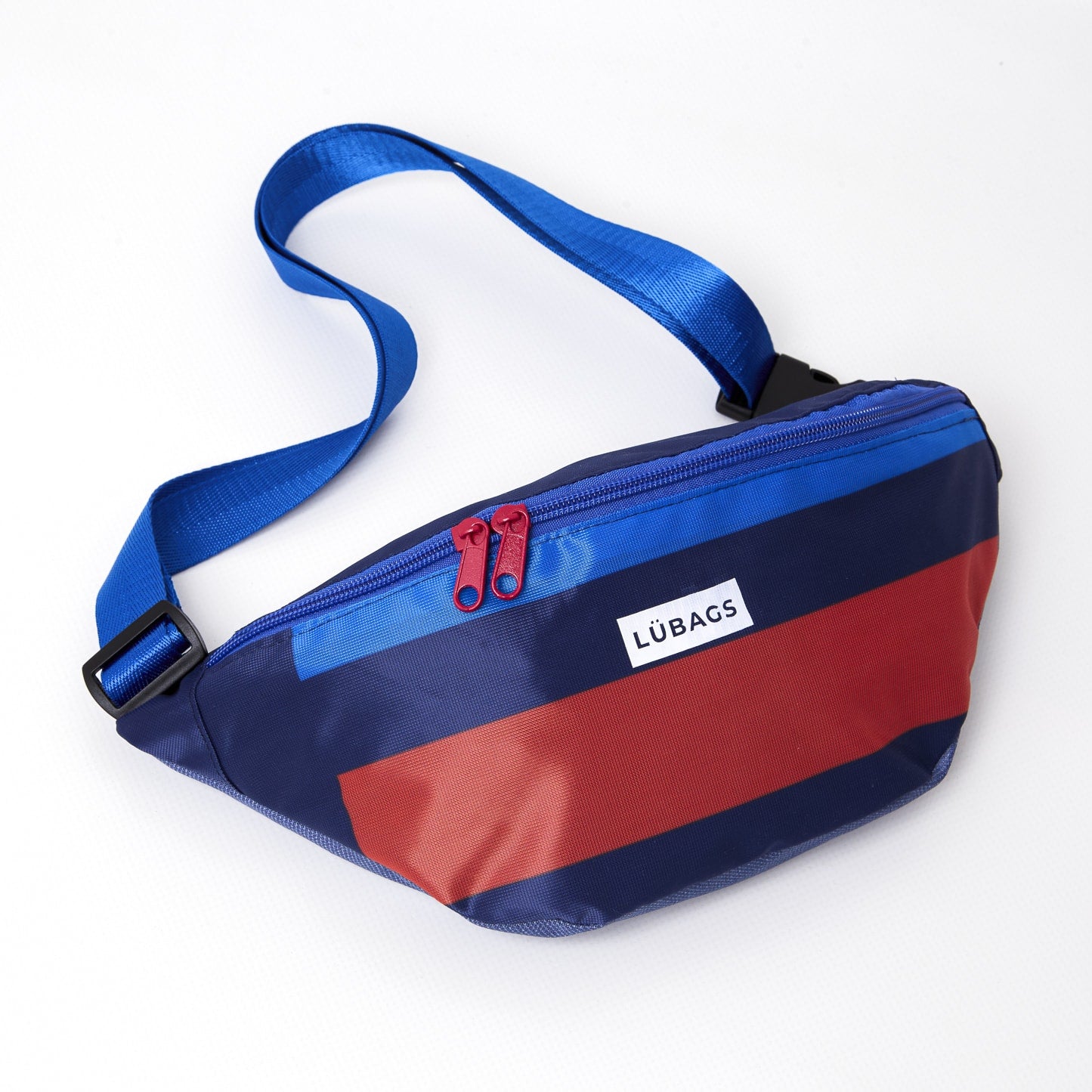 Cross Flag Bag  30