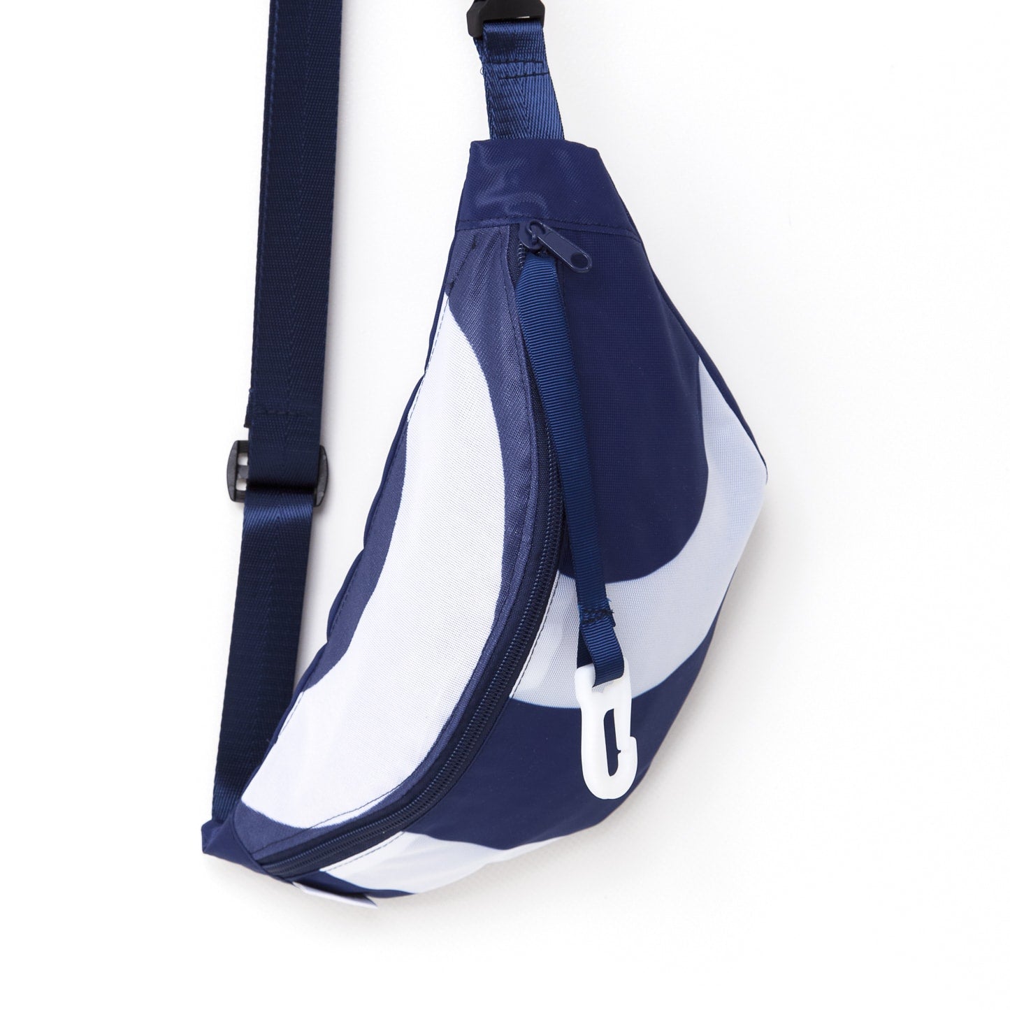 Cross Flag Bag 32