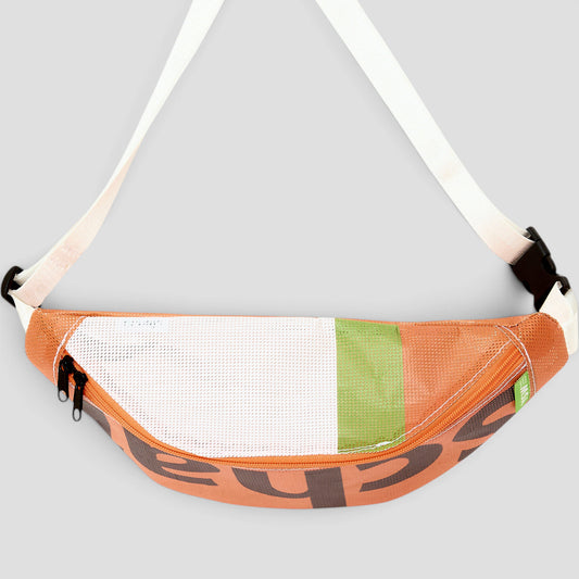 Cross Bag MESH TYPO